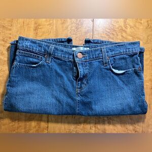 Old Navy jean mini skirt, just below waist stretch excellent condition, size 10